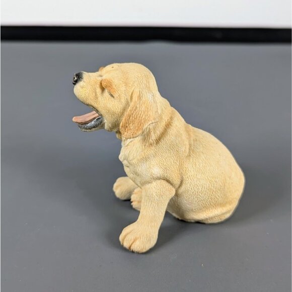 Golden Labrador Retriever Puppy Yawning Figurine, COUNTRY ARTISTS, England - Picture 2 of 4